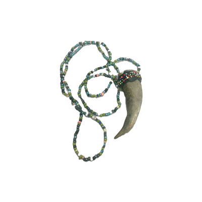 Amuleto de collar de cuerno Santeria